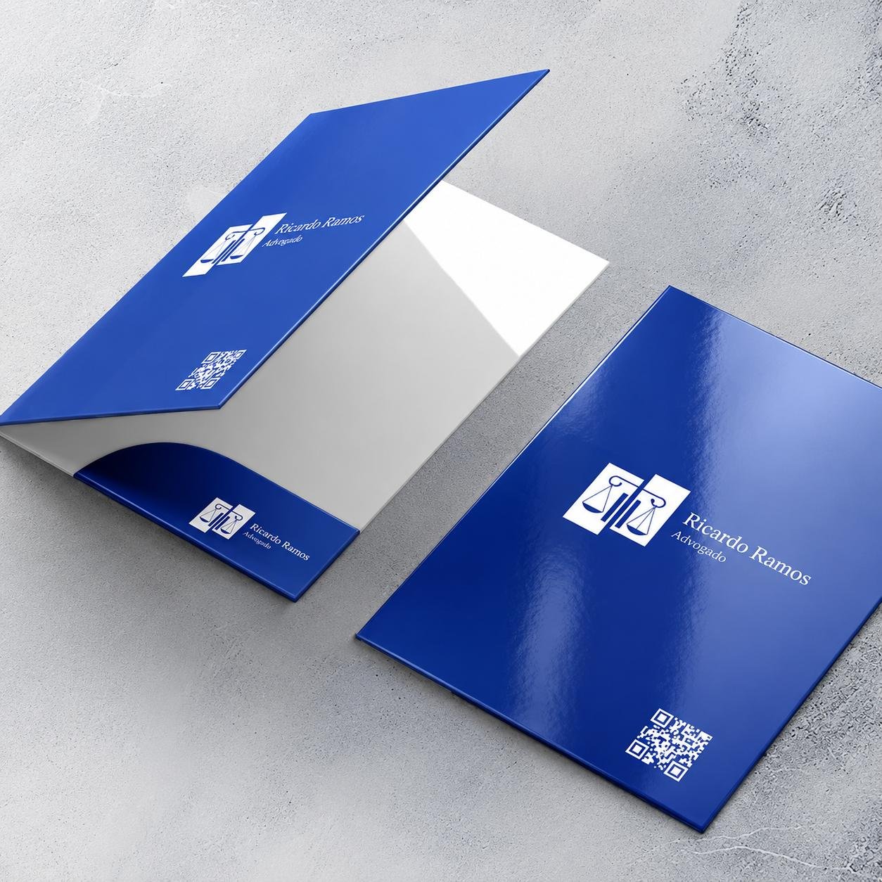 Presentation Folders Gloss Laminated Printing Toronto Ontario Canada Custom gloss laminated presentation folders printing in Toronto Ontario Canada